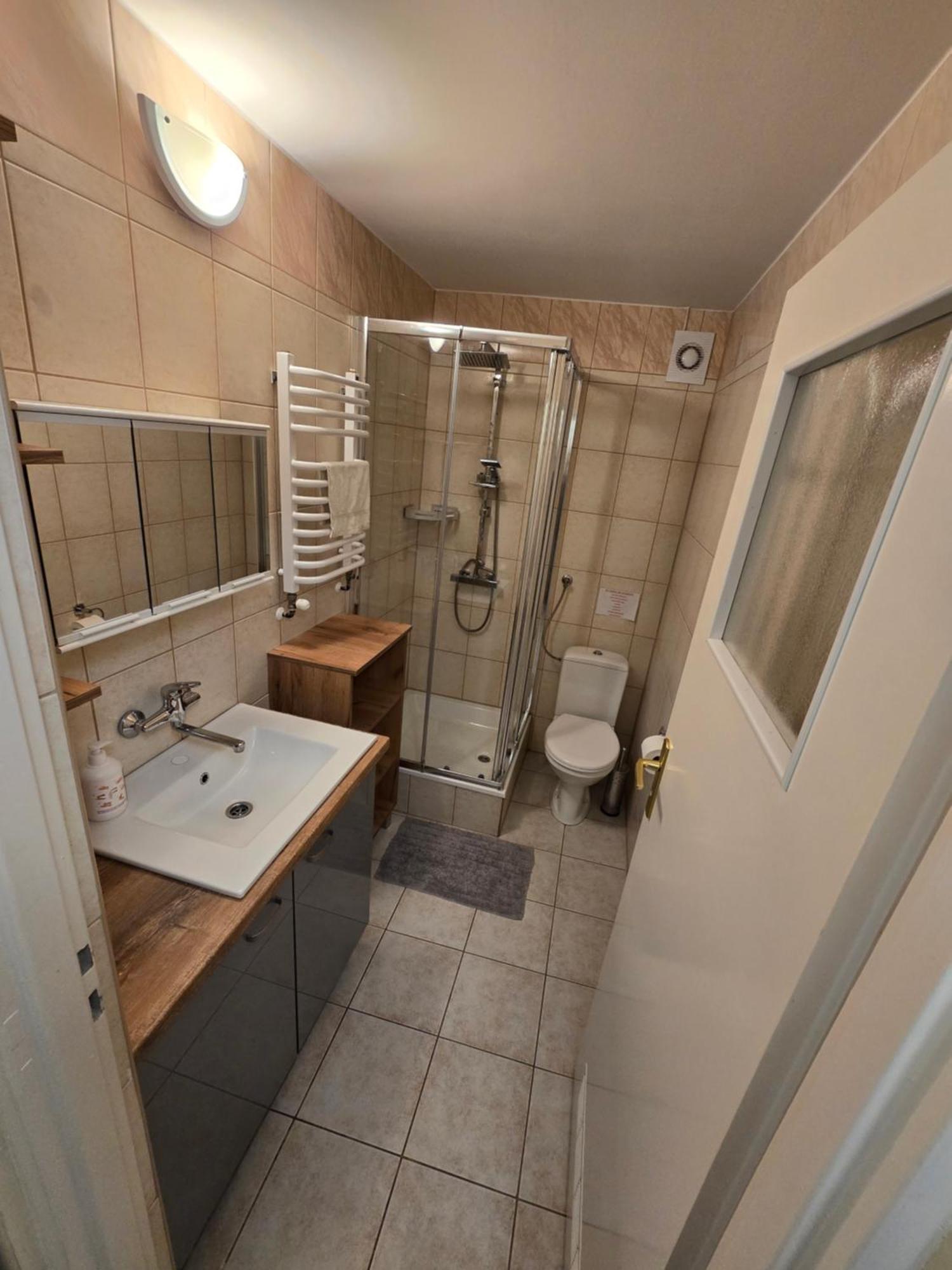 Apartamento Jastrzab Ropienka Exterior foto